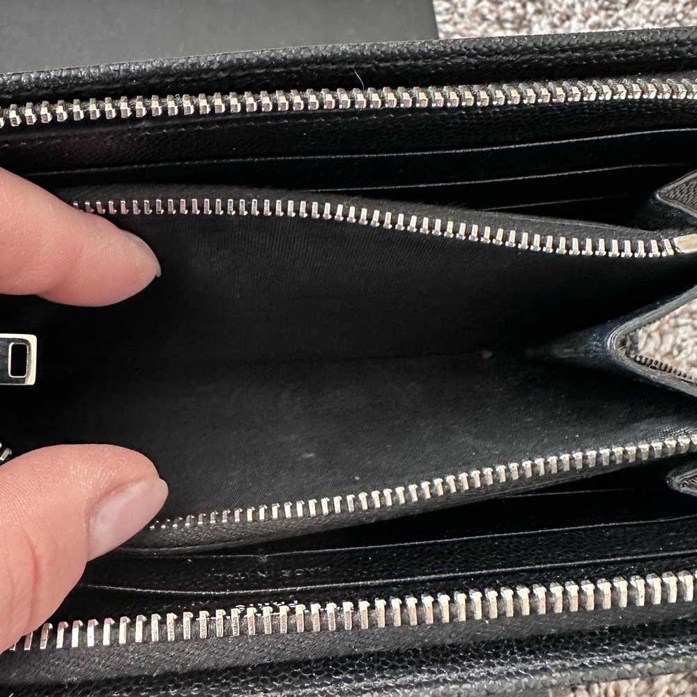 Authentic Saint Laurent Studded Zip Around Wallet Grain de Poudre Black Silver - Picture 10 of 14